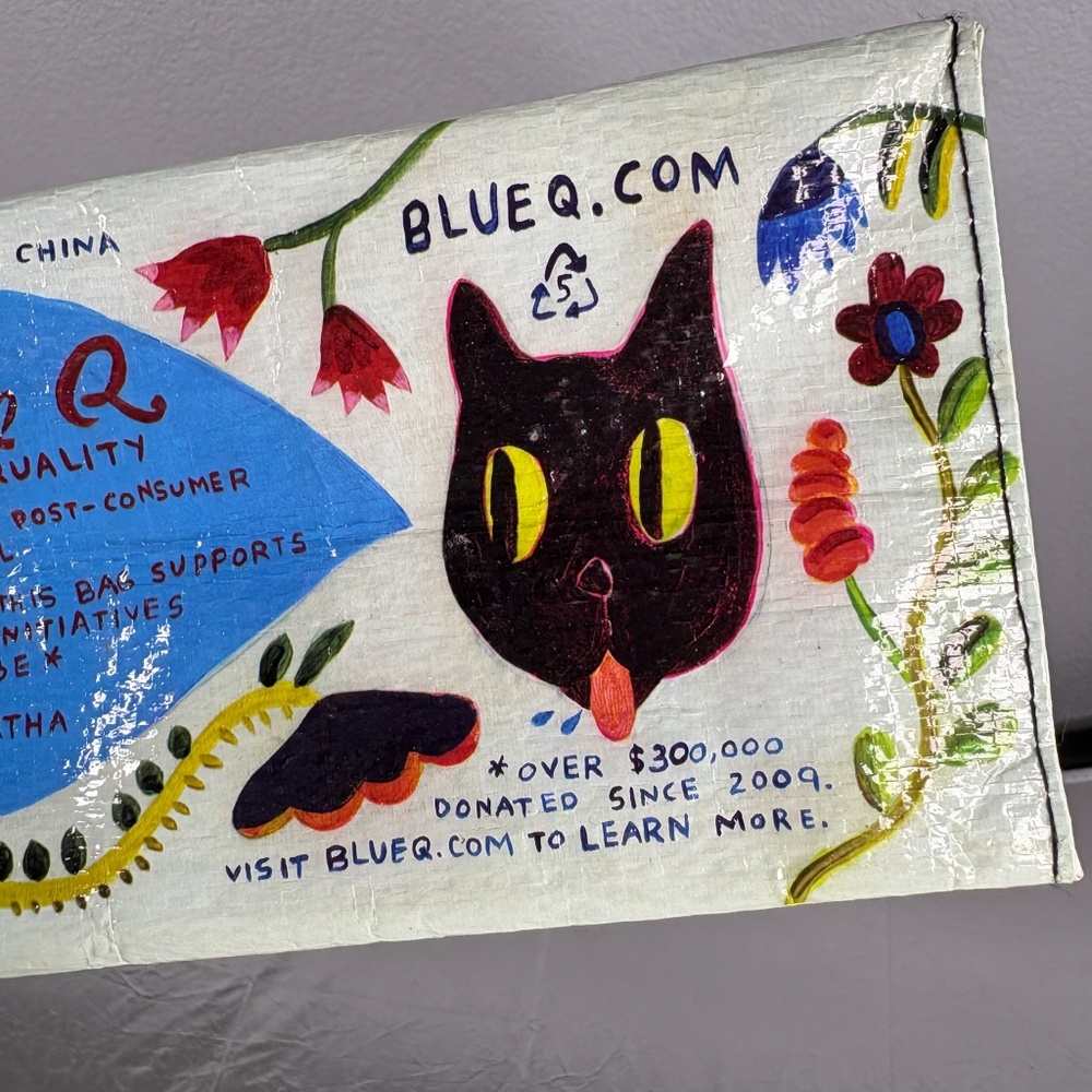 Blue Q Bags - "Chow Time" Small Tote Bag - Picture 4 of 8